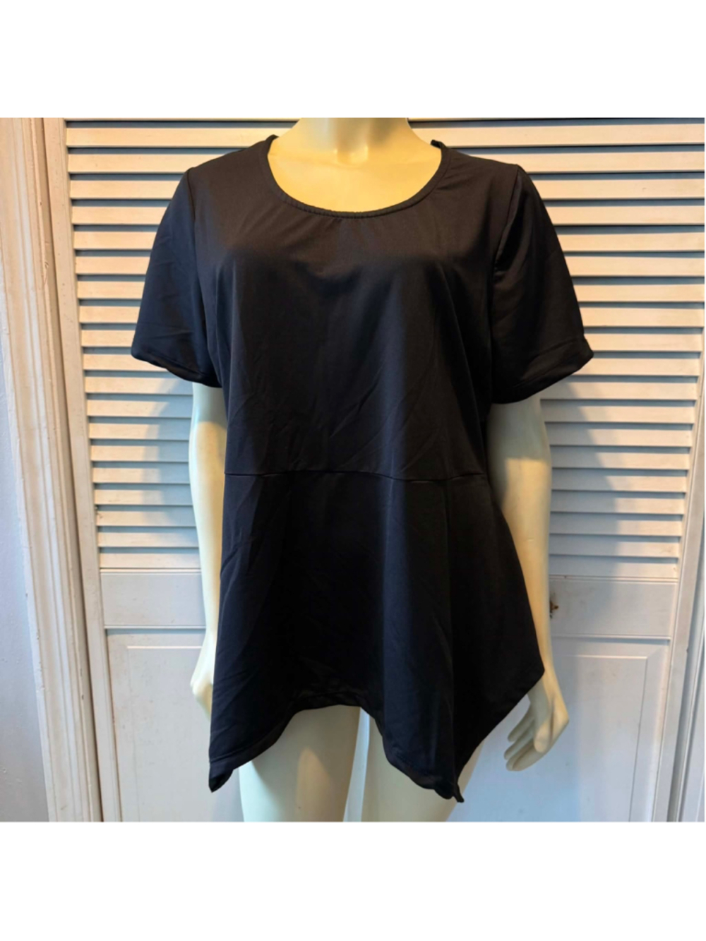 Love Short Sleeve Peplum Women's Tee Black Size 4X